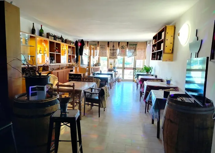 ホテル Veles Querciola